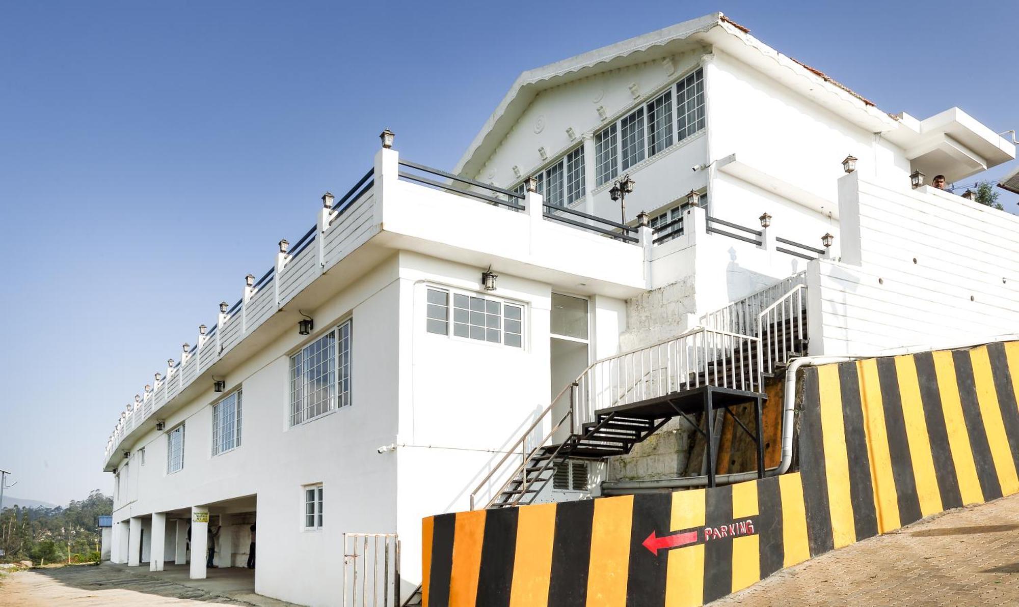 Treebo Skydale Inn & Suites With Mountain View Ooty Ngoại thất bức ảnh