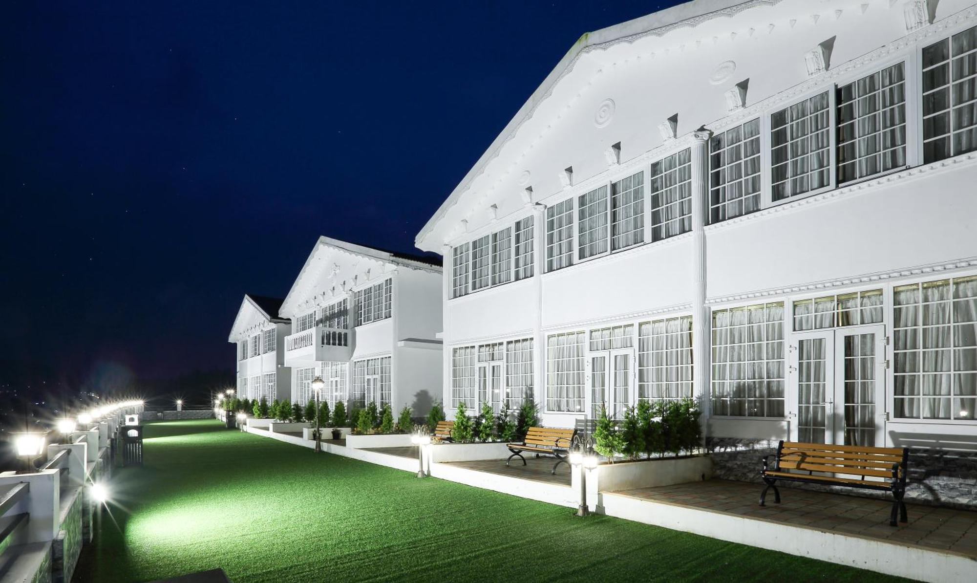 Treebo Skydale Inn & Suites With Mountain View Ooty Ngoại thất bức ảnh