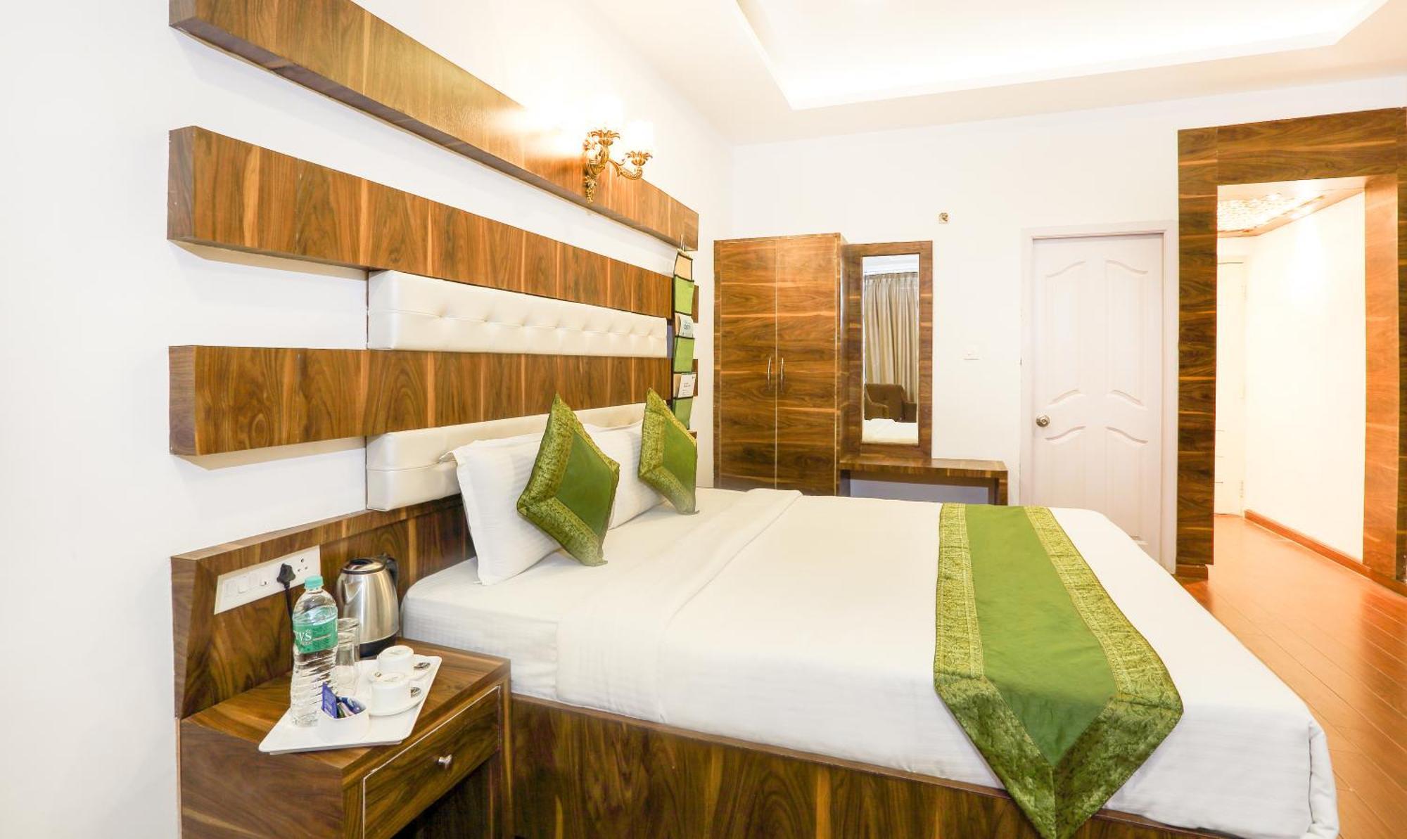 Treebo Skydale Inn & Suites With Mountain View Ooty Ngoại thất bức ảnh